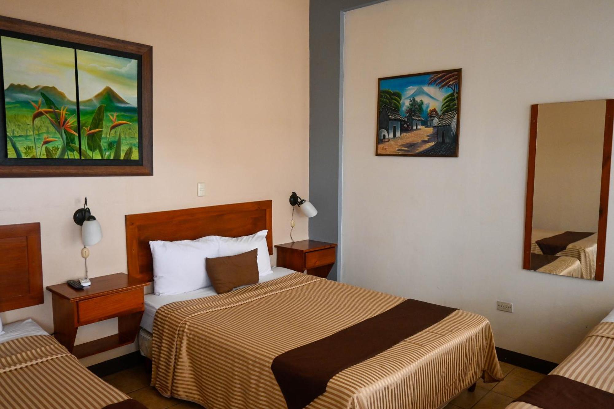 Hotel Las Colinas La Fortuna Extérieur photo