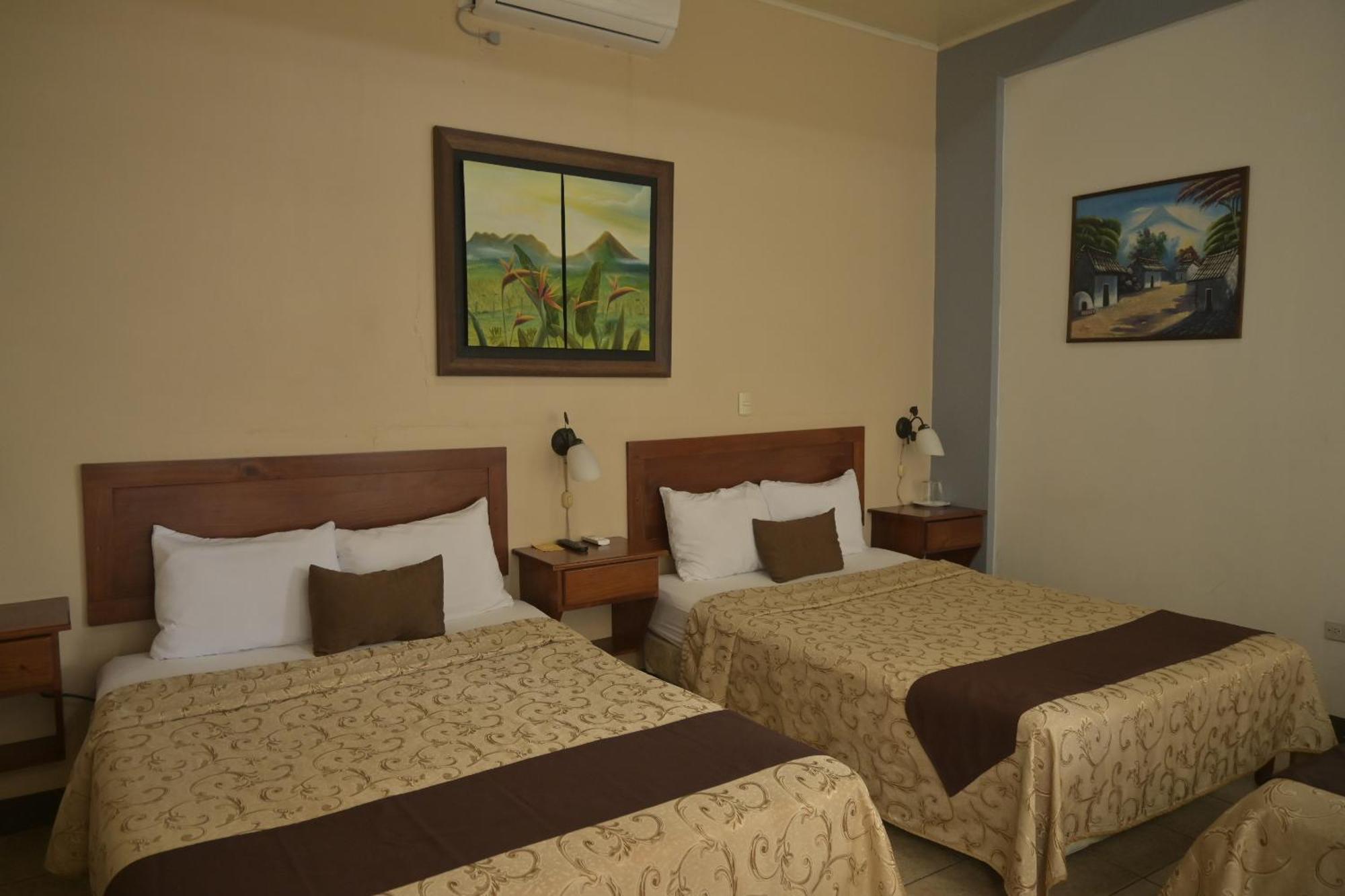 Hotel Las Colinas La Fortuna Extérieur photo