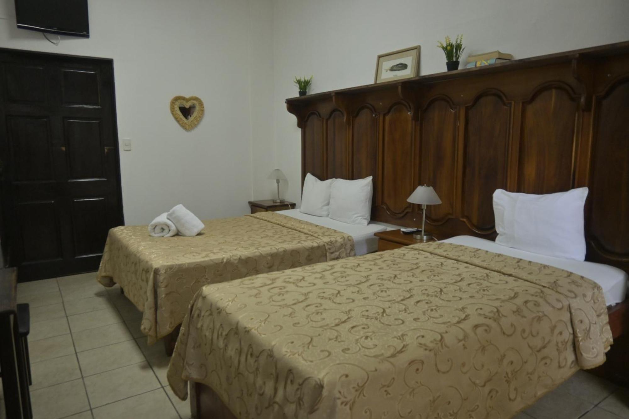 Hotel Las Colinas La Fortuna Extérieur photo